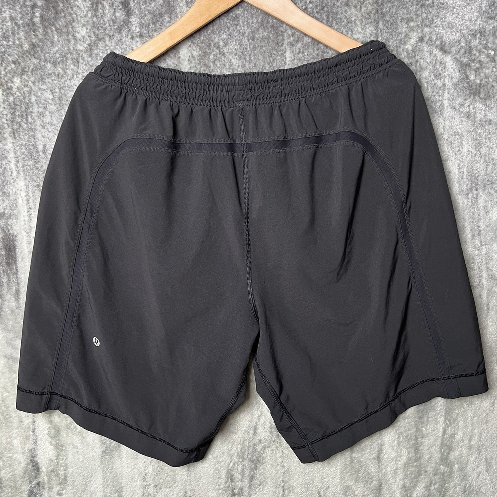 Lululemon Pace Breaker Shorts Lined Size‎ 8 Stretch Gym Training